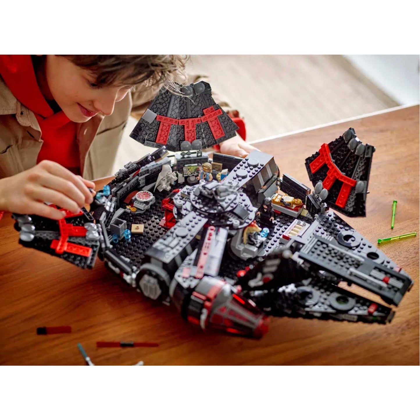 Lego - LInea Star Wars: Dark Falcon 75389